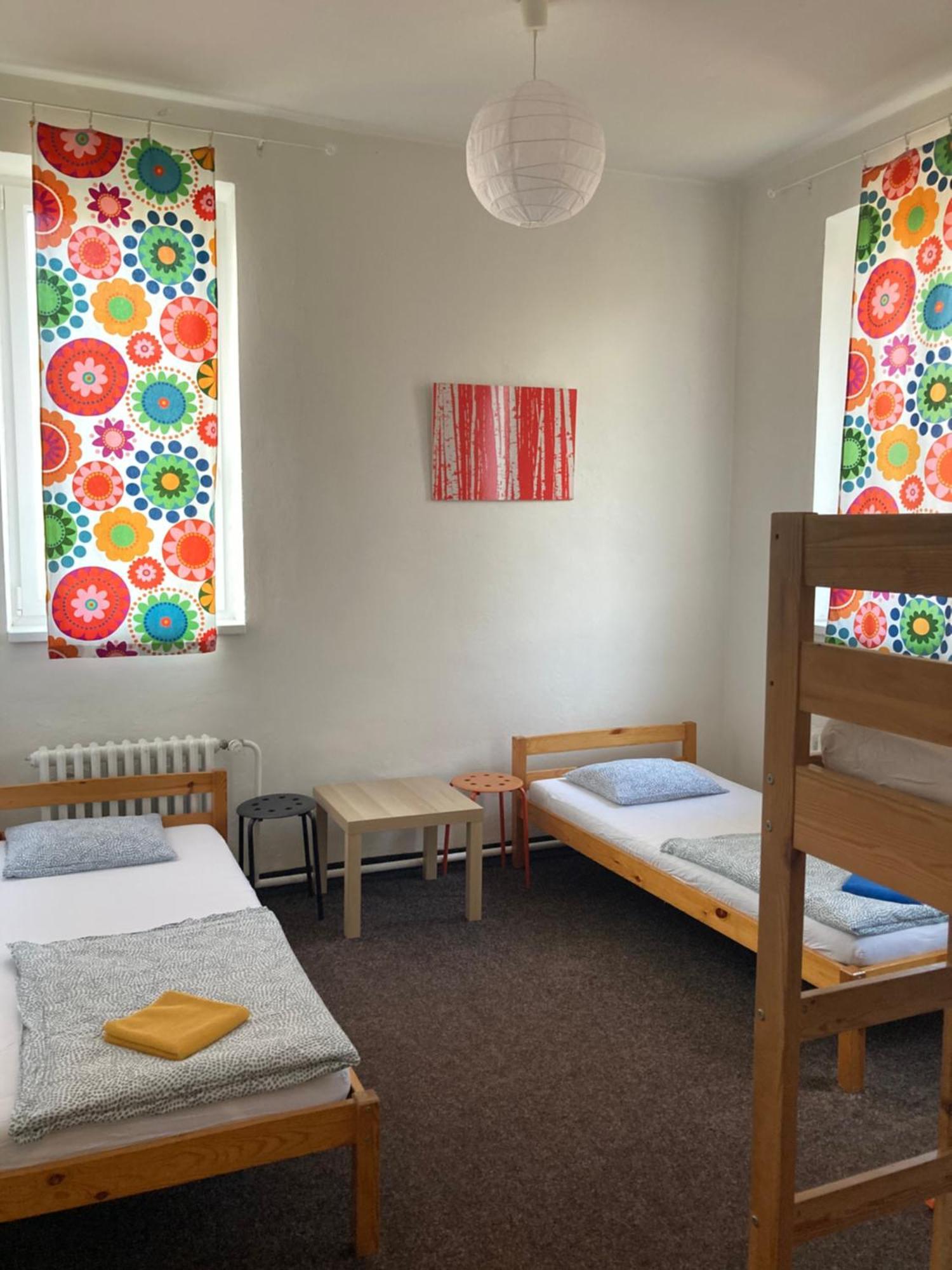 Hostel Praha Ládví Exteriér fotografie